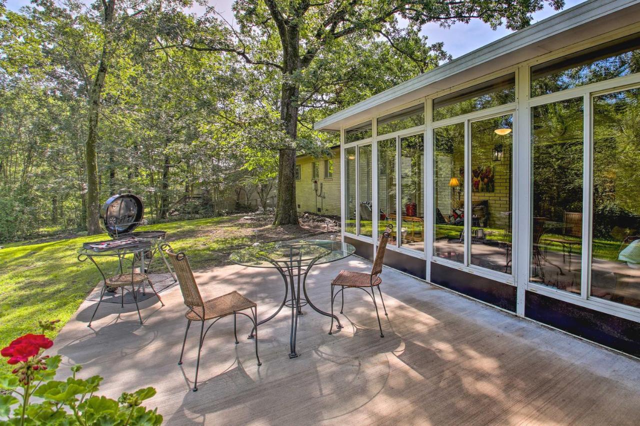 Charming Hot Springs Home With Sunroom And Yard Экстерьер фото